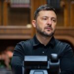 Зеленский расмий ташриф билан Грецияга борди