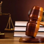 Қирғизистонда мухолиф сиёсатчиларга нисбатан кенг кўламли тинтув ва сўроқлар ўтказилди