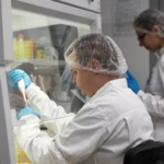 Россияда саратонга қарши вакцина ишлаб чиқарилиши мумкин