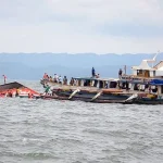 Филиппинда 350 нафардан ортиқ одам бўлган паром чўкиб кетди