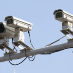 Йўллардаги фото ва видео қайд этиш техника воситалари орқали аниқланадиган маъмурий ҳуқуқбузарликларнинг қатъий рўйхати белгиланди