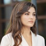 Гиёҳванд моддалар савдосида айбланаётган турк актрисаси Ҳанде Эрчел вазиятга изоҳ берди