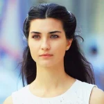 Бизга &laquo;Осиё&raquo; роли билан таниш Туба Буюкустун янги филмда тунги клуб раққосаси ролида