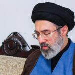 Исроил зарбалари хавфи туфайли Мужтабо Хоманаий Москвада даволанмоқда