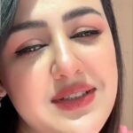 Тортишув устидан чиқиб қолдик. Шу қиз ҳақиқийми ёки &laquo;қўл бола&raquo;!.. (видео)