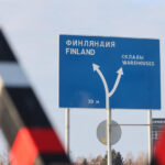 Нархини борида сотиб қол. Йўқса, эртага айриласан ёки бир тийинга қиммат бўлади!..