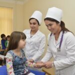 Давлат тиббиёт муассасалари 5 кунлик иш ҳафтаси режимига ўтказилди