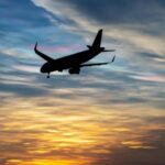 Бу сўзни самолётда ҳазиллашиб ҳам айтманг!