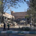 Эроннинг энг нуфузли олийгоҳларидан бири ҳаво ҳужумига учради