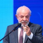 Бразилия президенти Трампдан Кубага қарши блокадани бекор қилишни сўради