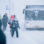 РОССИЯНИНГ БИР НЕЧА ҲУДУДИДА ҚОР БЎРОНИ ВА КУЧЛИ ШАМОЛ КУЗАТИЛМОҚДА