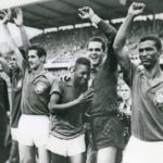 Пеленинг 1958 йилги Жаҳон чемпионати финалида кийган футболкаси аукционга қўйилди