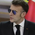 Макроннинг янги қиёфаси Филиппонинг аччиқ ҳазилига нишон бўлди