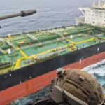Франция ва Британия кўмагида Россия танкери қўлга олинди