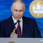Путин: Долларни сиёсий қурол сифатида ишлатиш АҚШнинг стратегик хатоси бўлди