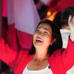 Ағдарилган Перу раҳбарининг қизи мамлакатнинг биринчи аёл президенти бўлди
