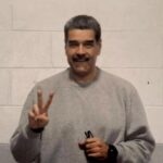 Мадуро АҚШдаги қамоқхонадан набираларига сурат юборди