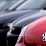 Немислар Volkswagen’нинг Исроил мудофаа компанияси билан ҳамкорлигига қарши чиқмоқда