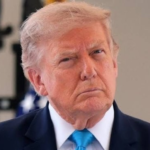 Трамп Швейцария соатлари импортини тақиқлаш билан таҳдид қилди