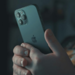 Apple 110 та мамлакатдаги iPhone эгаларини эҳтимолий жосуслик ҳужумлари ҳақида огоҳлантирди