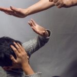 Ўқувчига зўравонлик қилган ўқитувчилар 2,2 млн сўмгача жаримага тортилади