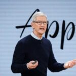 Тим Кук расман Apple бош директори лавозимини тарк этди