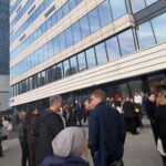Москвага қилинган дронлар ҳужуми фонида бир нечта вазирликлар жойлашган бинодаги одамлар эвакуация қилинди