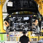 Путин: &laquo;Европа автомобиль саноати чуқур инқирозда&raquo;