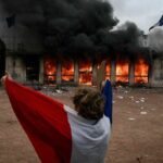 Франция бўйлаб норозилик намойишлари авж олди