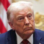 Трамп Украинанинг Россия нефт заводларига ҳужумларидан ғазабланди